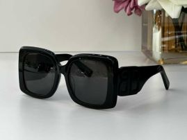 Picture of Burberry Sunglasses _SKUfw49886900fw